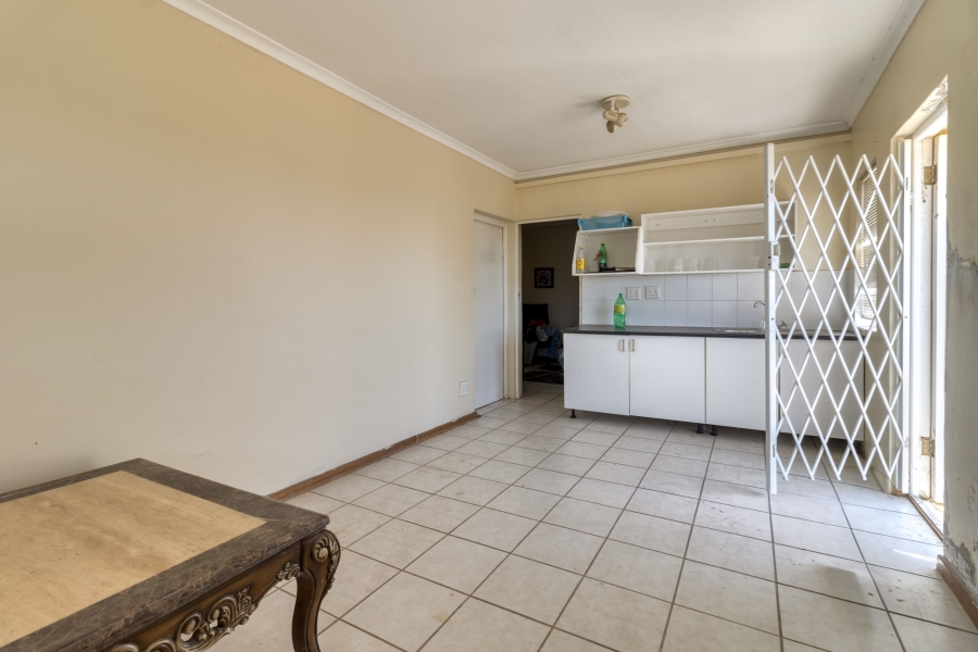 4 Bedroom Property for Sale in Mountainside Western Cape